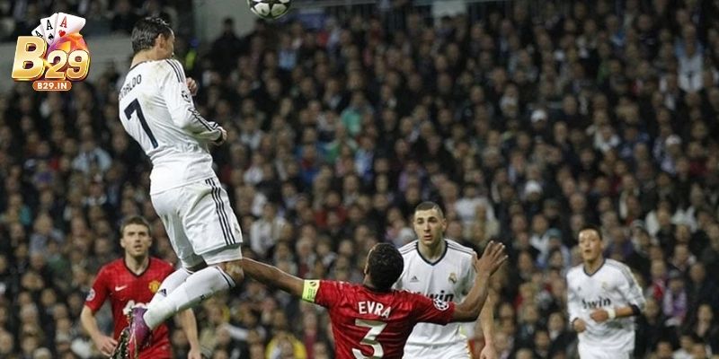 Top các cầu thủ bật cao nhất thế giới – Những “người nhện” trên sân cỏ