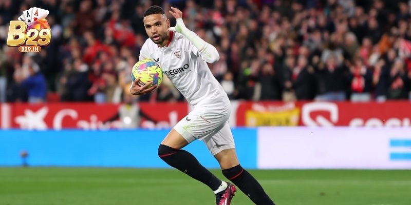 Youssef En-Nesyri: Chân sút bật cao như “lò xo sống” của La Liga